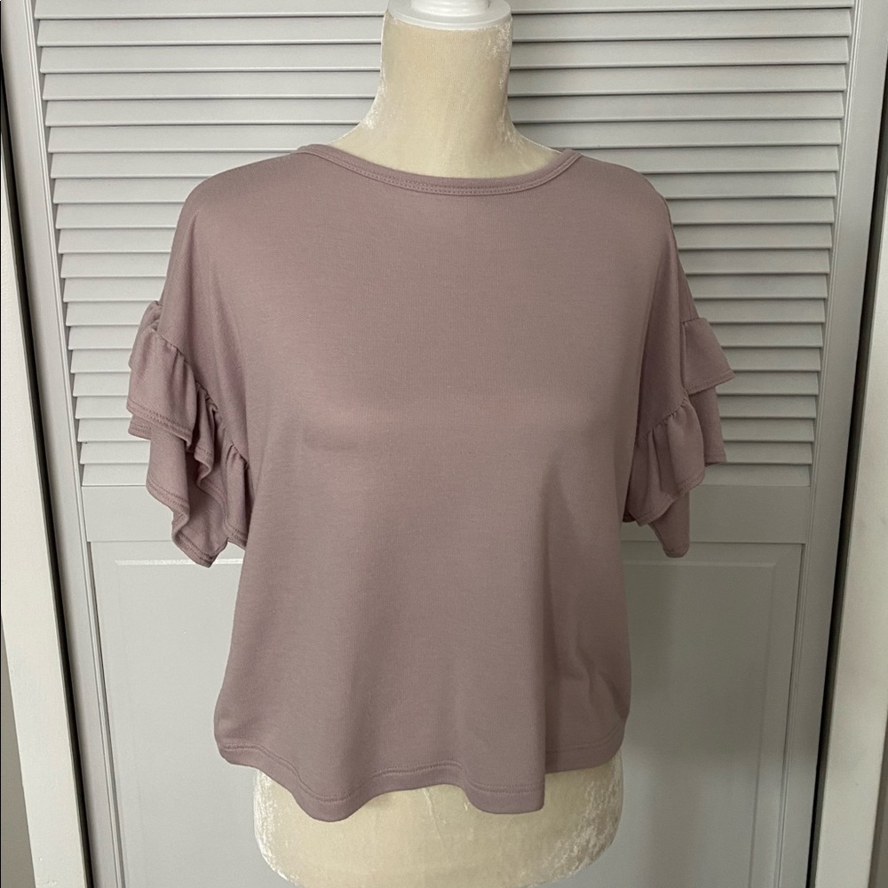 Super cute & comfy dusty mauve/lavender top